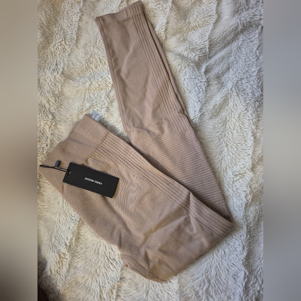 Vero Moda Beige Ribbed Pants